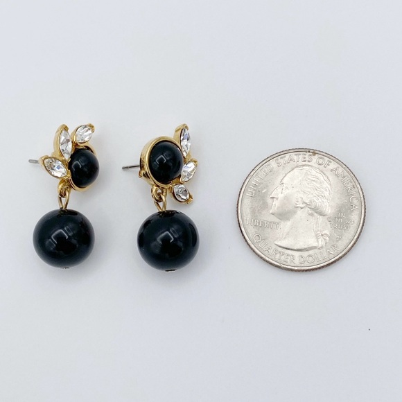 Vintage Trifari Rhinestone Dangle Earrings - Picture 4 of 7